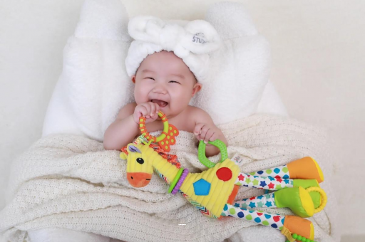 香港6岁宝宝掉头发正常吗